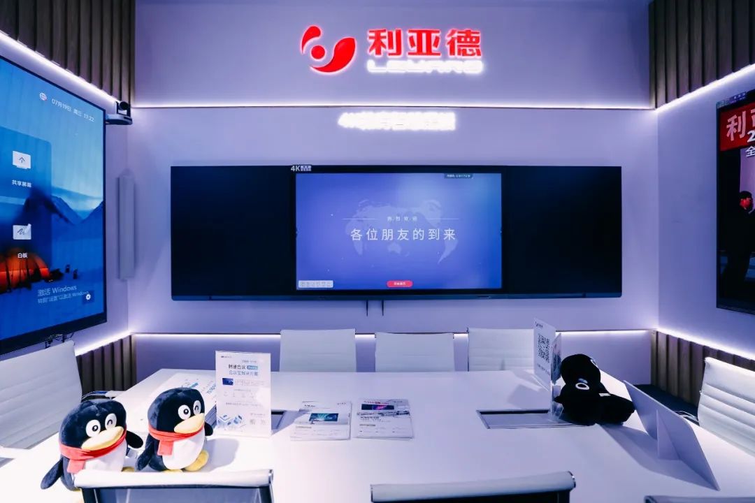 “AI+智能显示”引领未来 今年会jinnianhui金字招牌新品InfoComm展大放异彩