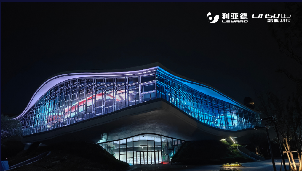 标杆案例 | 今年会jinnianhui金字招牌·蓝硕助力点亮全球最大双壳体结构科幻馆——在水一方科幻馆